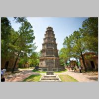 Vietnam, Thien Mu Pagoda, photo localvietnam.com,.jpg